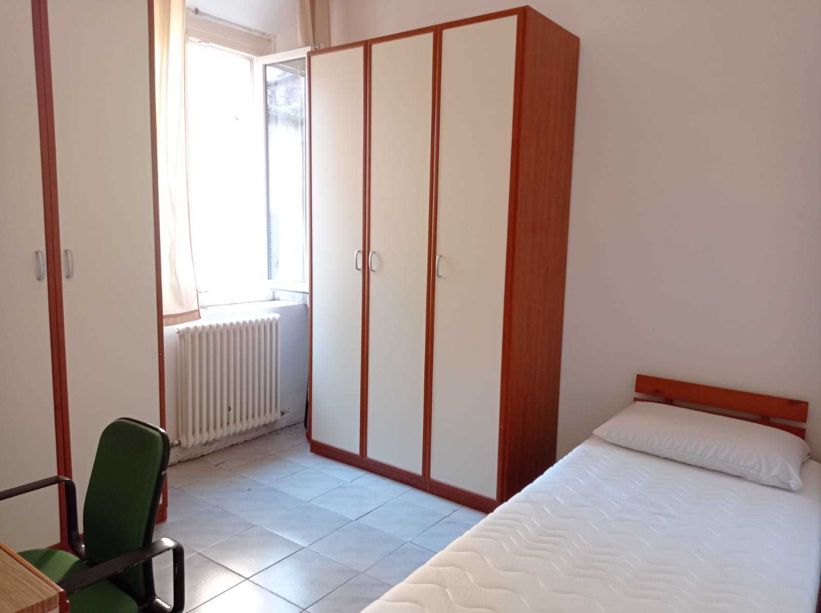 camera singola in affitto a Modena in zona Centro Storico