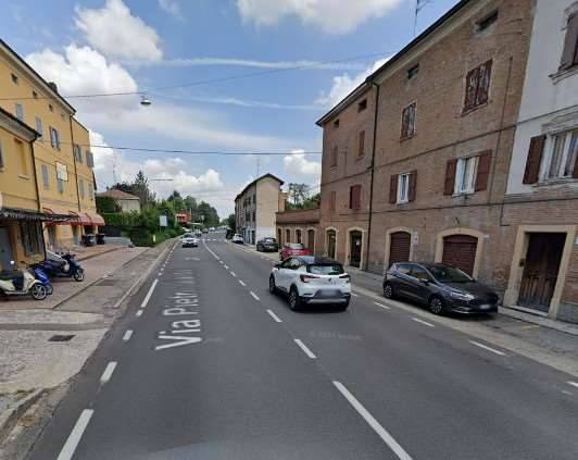 negozio in affitto a Modena in zona San Faustino