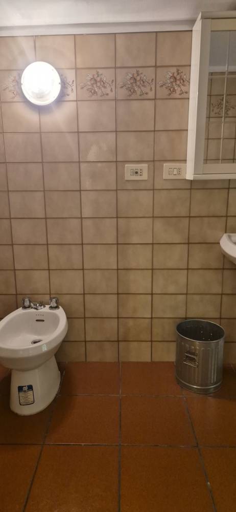 locale di sgombero in affitto a Modena in zona Centro Storico