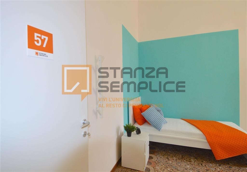 camera singola in affitto a Modena in zona Centro Storico