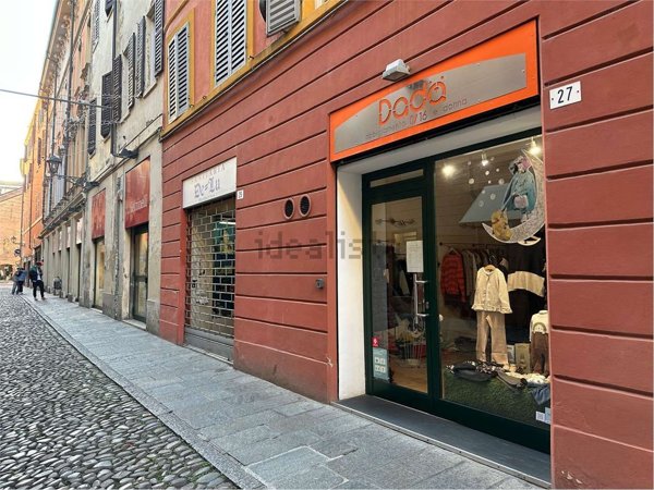 negozio in affitto a Modena in zona Centro Storico
