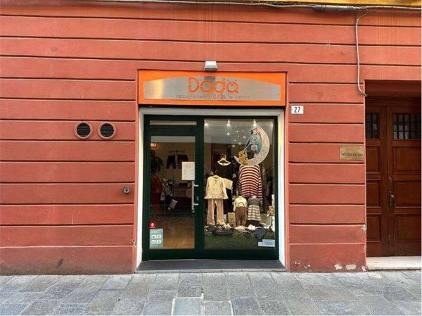 negozio in affitto a Modena in zona Centro Storico