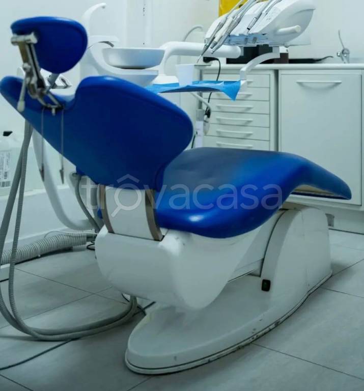 negozio in affitto a Modena in zona Madonnina / Quattro Ville