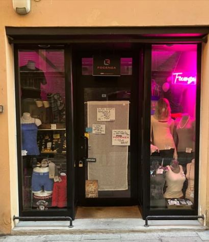negozio in affitto a Modena in zona Centro Storico