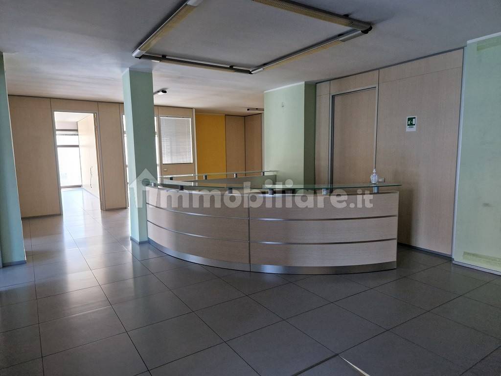 ufficio in affitto a Modena in zona Baggiovara