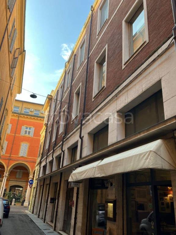 appartamento in affitto a Modena in zona Centro Storico