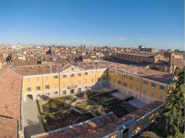 appartamento in affitto a Modena in zona Centro Storico