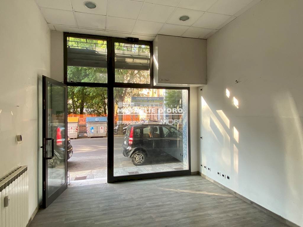 negozio in affitto a Modena in zona Sant'Agnese