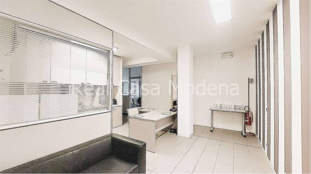 ufficio in affitto a Modena in zona San Cataldo