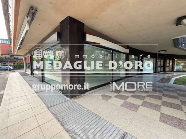negozio in affitto a Modena in zona Buon Pastore