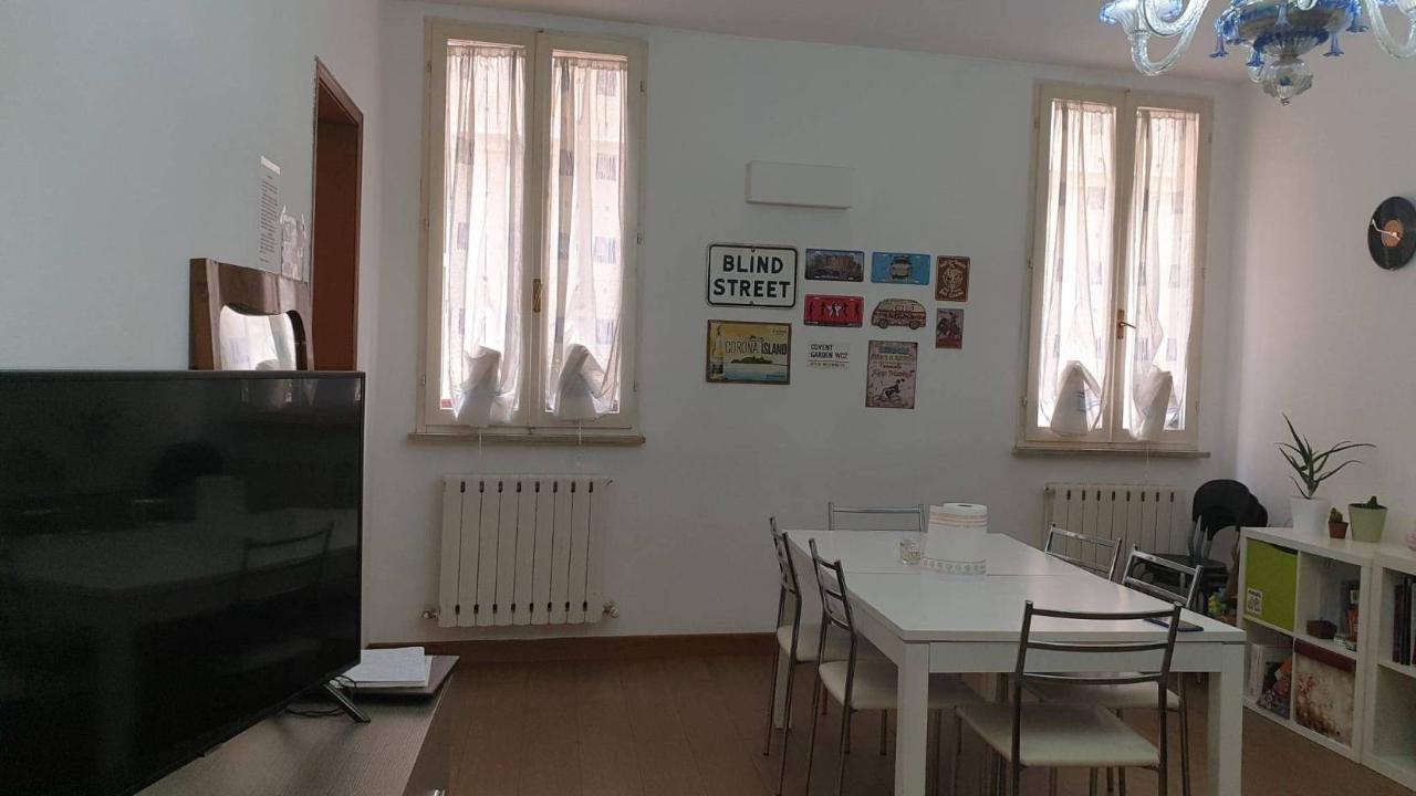 negozio in affitto a Modena in zona Centro Storico