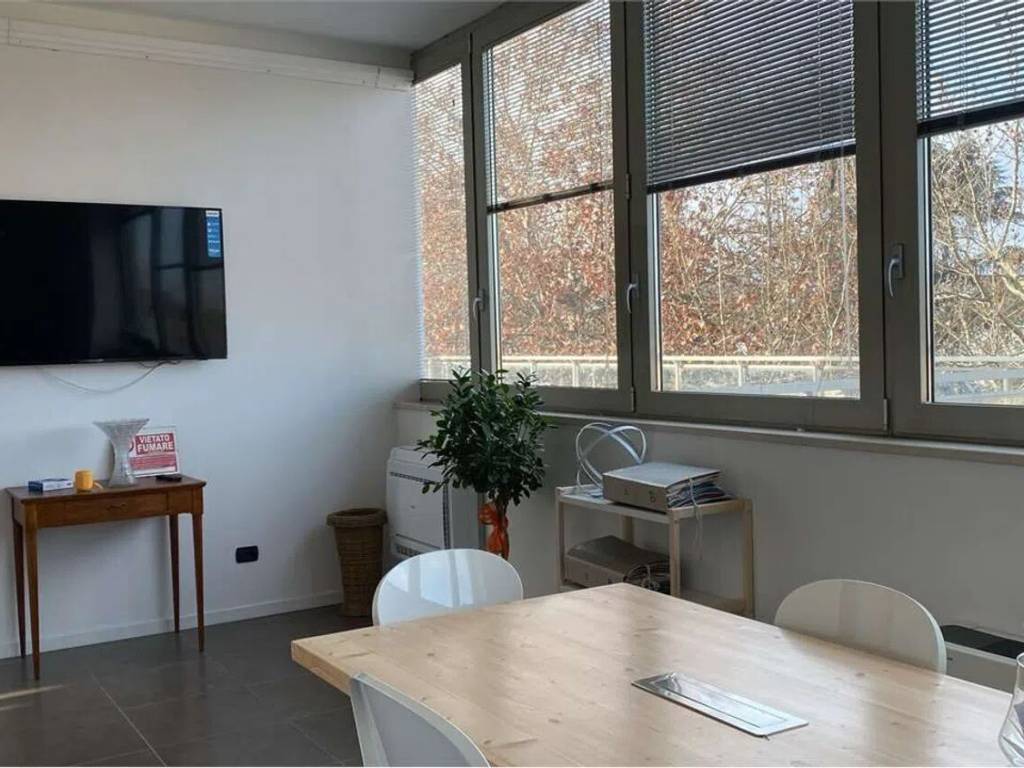 ufficio in affitto a Modena in zona San Lazzaro / Modena Est