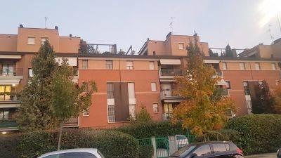 negozio in affitto a Modena in zona San Faustino