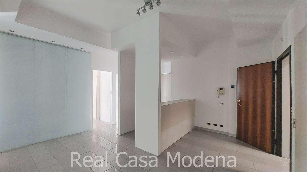 appartamento in affitto a Modena