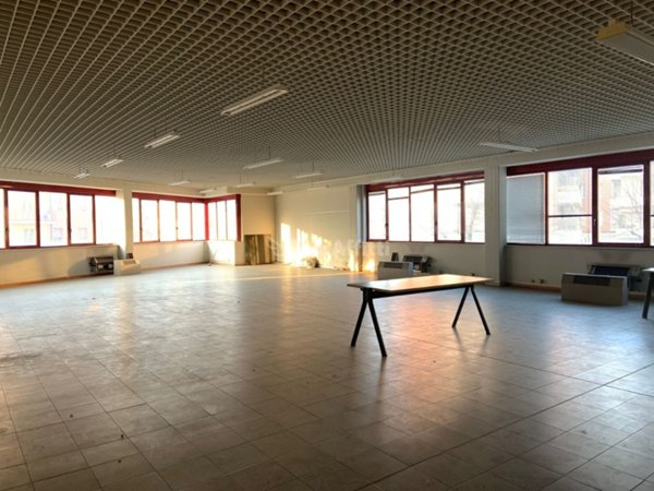 ufficio in affitto a Modena in zona Crocetta