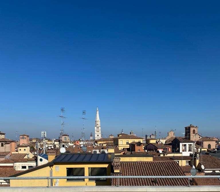 appartamento in affitto a Modena in zona Centro Storico