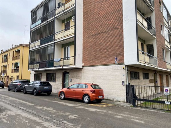 ufficio in affitto a Modena in zona San Faustino