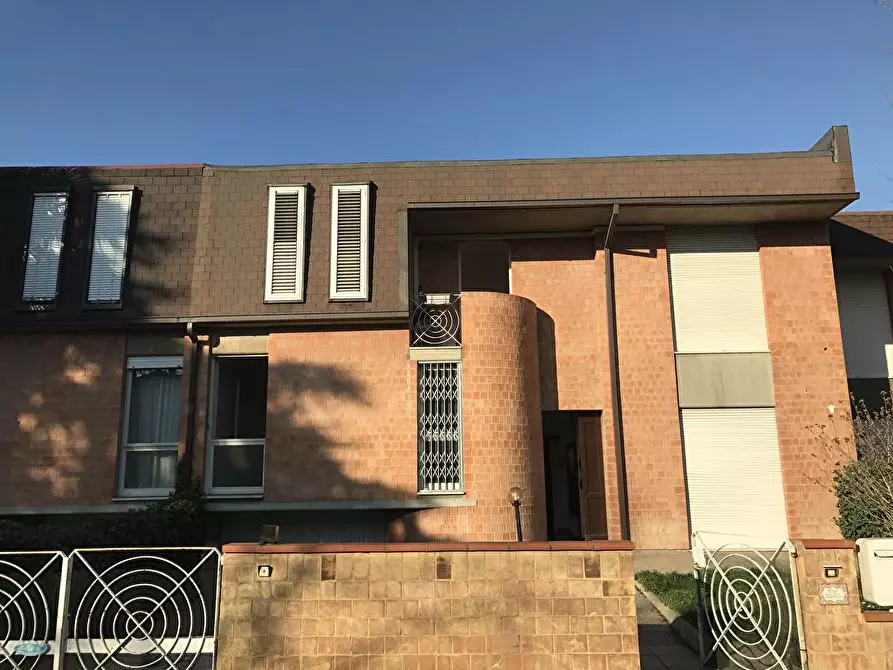casa indipendente in affitto a Modena