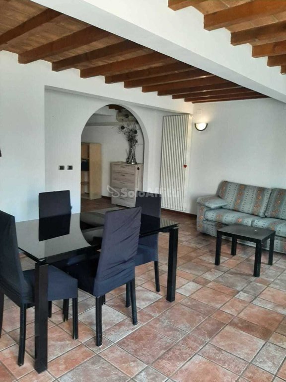 appartamento in affitto a Modena in zona Centro Storico