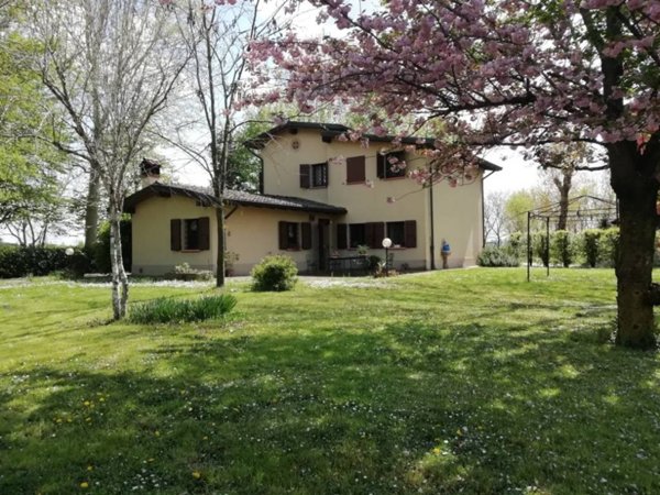 casa indipendente in affitto a Modena in zona Villanova