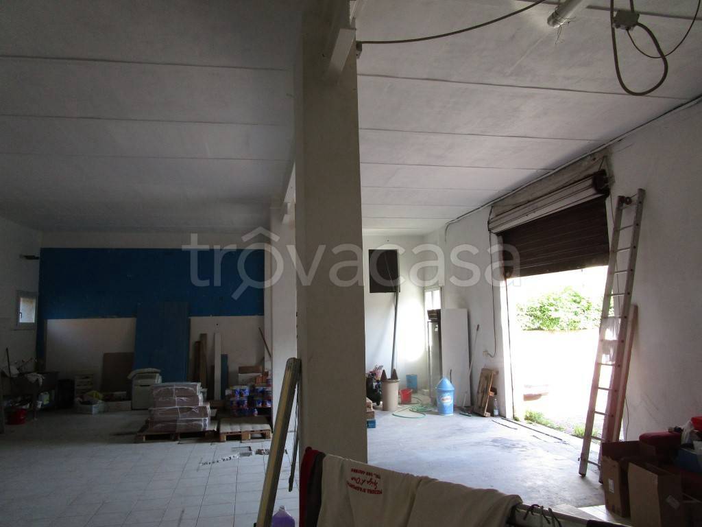 appartamento in affitto a Modena in zona Crocetta