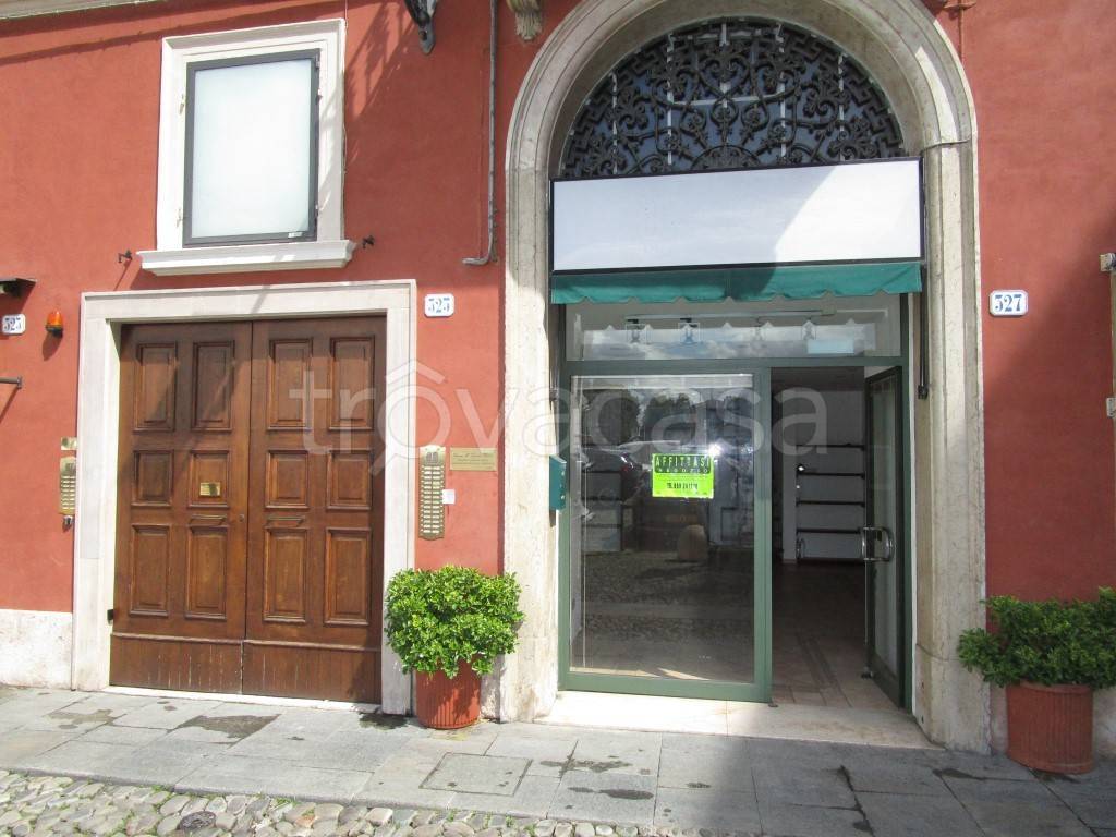 appartamento in affitto a Modena in zona Centro Storico