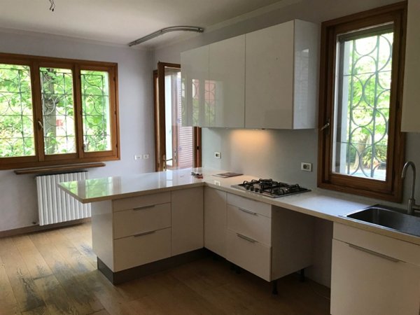 casa indipendente in affitto a Modena in zona Baggiovara