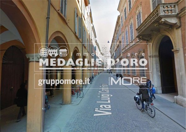 negozio in affitto a Modena in zona Centro Storico