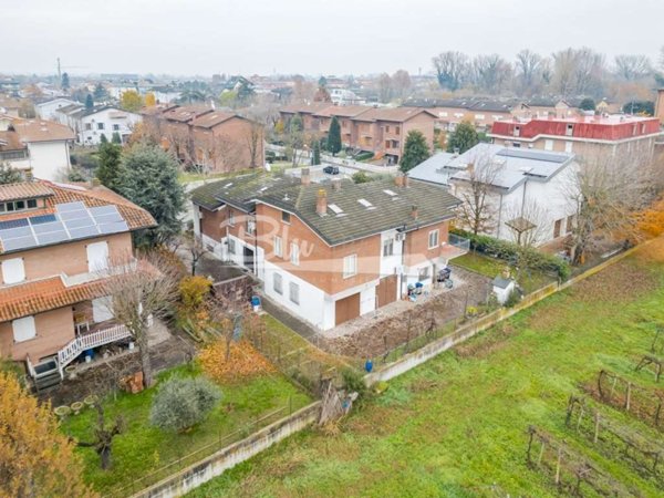 appartamento in vendita a Modena