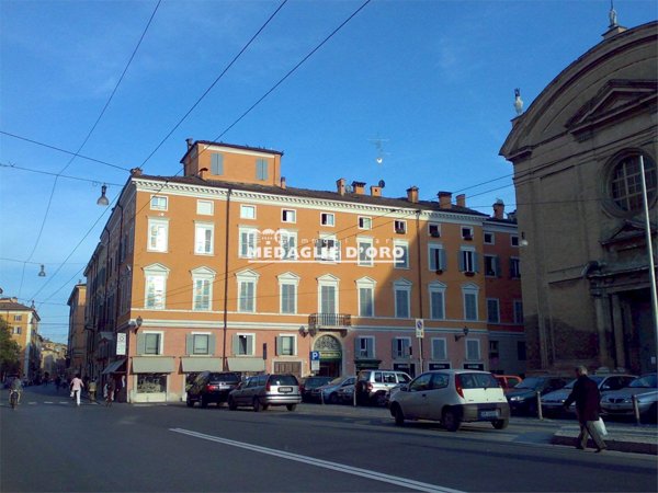 appartamento in affitto a Modena in zona Centro Storico