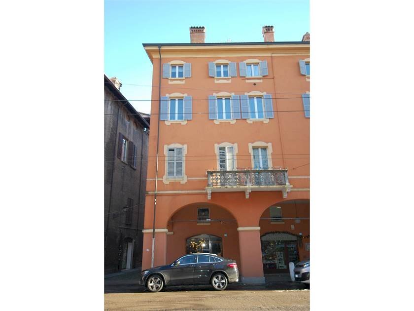 appartamento in affitto a Modena in zona Centro Storico
