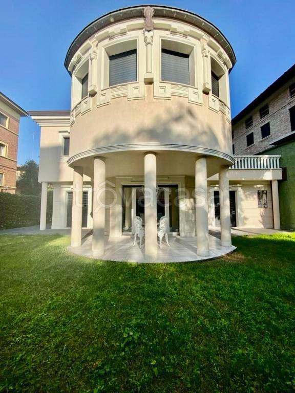 appartamento in affitto a Modena in zona Sant'Agnese