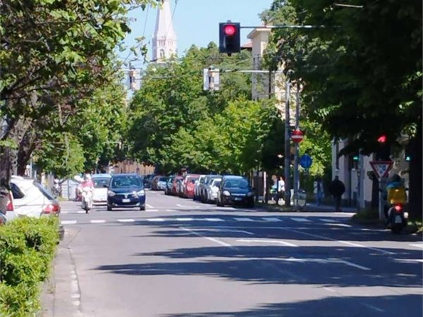 negozio in affitto a Modena in zona Buon Pastore