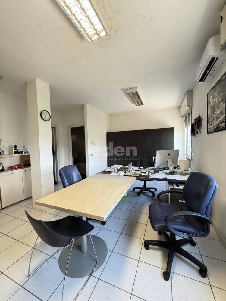 ufficio in affitto a Modena in zona Cognento
