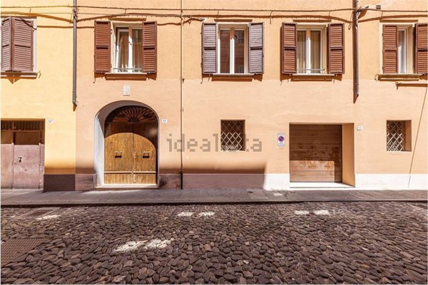 appartamento in affitto a Modena in zona Centro Storico