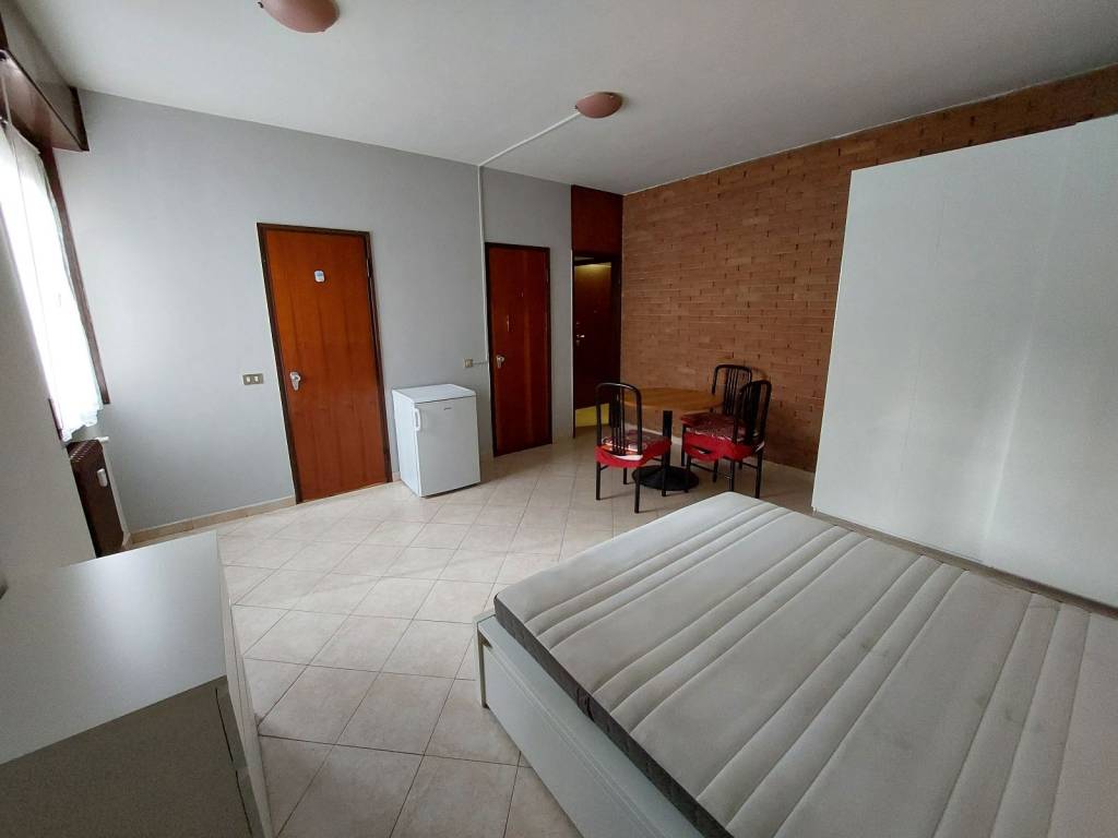 appartamento in affitto a Modena in zona Sant'Agnese