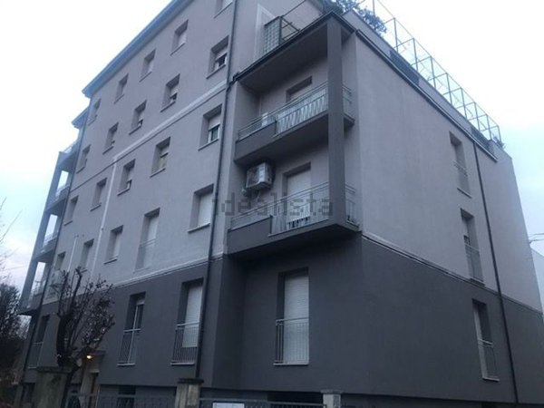 appartamento in affitto a Modena in zona San Faustino