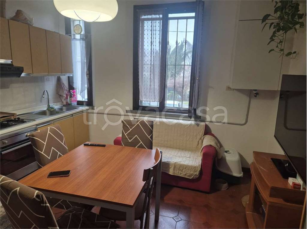 appartamento in affitto a Modena in zona Madonnina / Quattro Ville