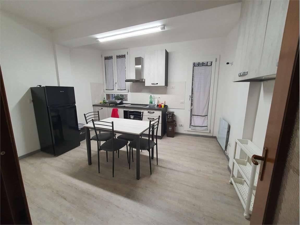appartamento in affitto a Modena in zona Centro Storico