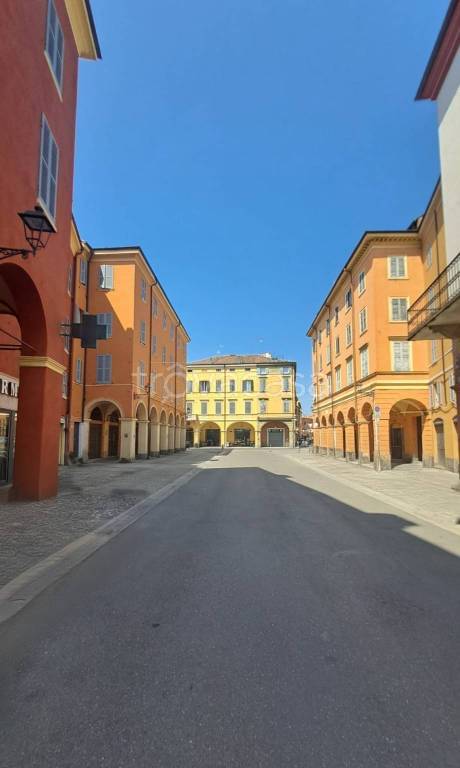 appartamento in affitto a Modena in zona Centro Storico