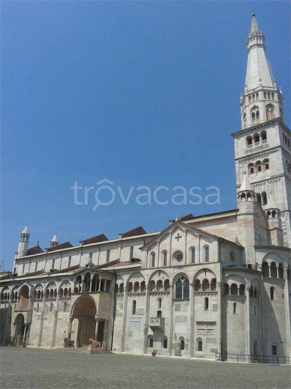appartamento in affitto a Modena in zona Centro Storico