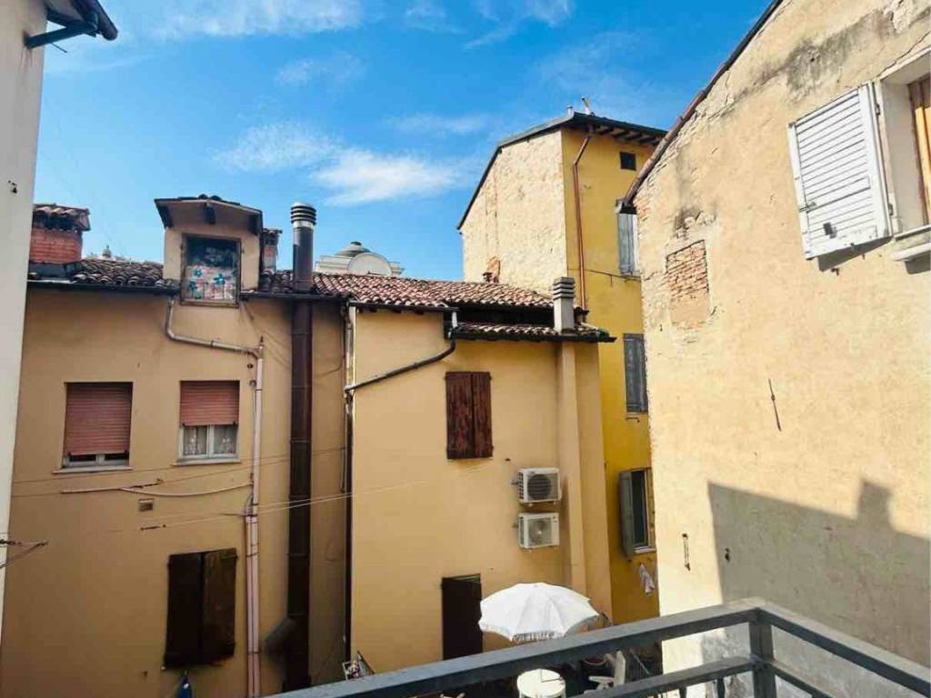 appartamento in affitto a Modena in zona Centro Storico