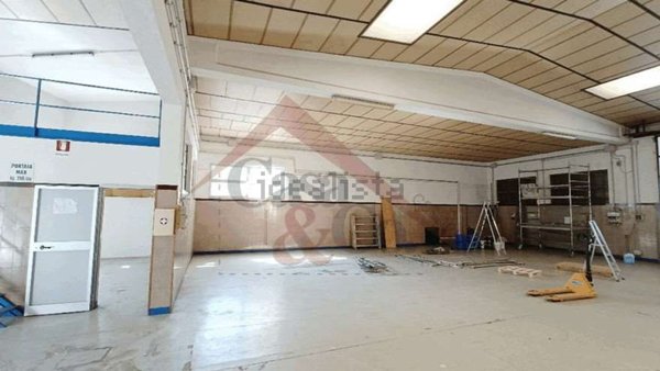 capannone in affitto a Modena in zona San Damaso