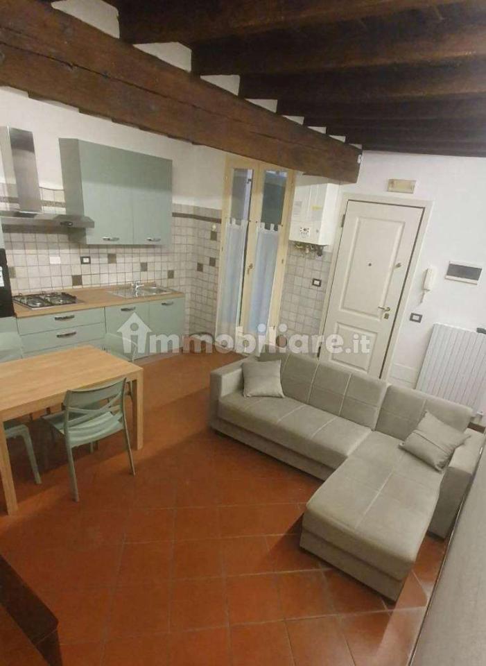 appartamento in affitto a Modena in zona Centro Storico