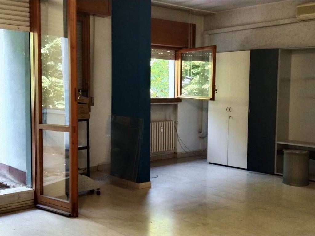 ufficio in affitto a Modena in zona San Faustino
