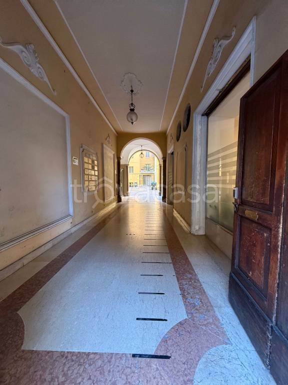 appartamento in affitto a Modena in zona Centro Storico