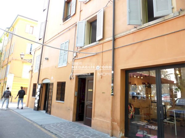 appartamento in affitto a Modena in zona Centro Storico