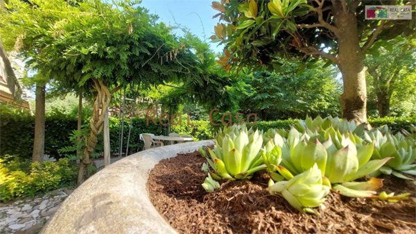 casa indipendente in affitto a Modena in zona Centro Storico