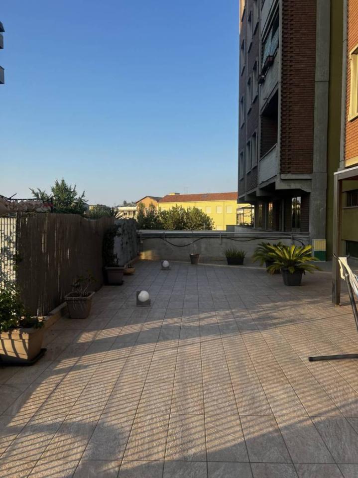 appartamento in affitto a Modena in zona Madonnina / Quattro Ville