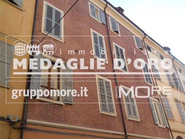 appartamento in affitto a Modena in zona Centro Storico